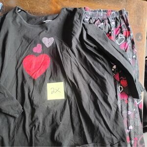 Cozy Heart Print Women's Pajama Set - Black and Red